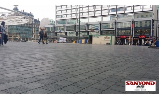 Central Brussel downtown Square Basalt Lava Paver